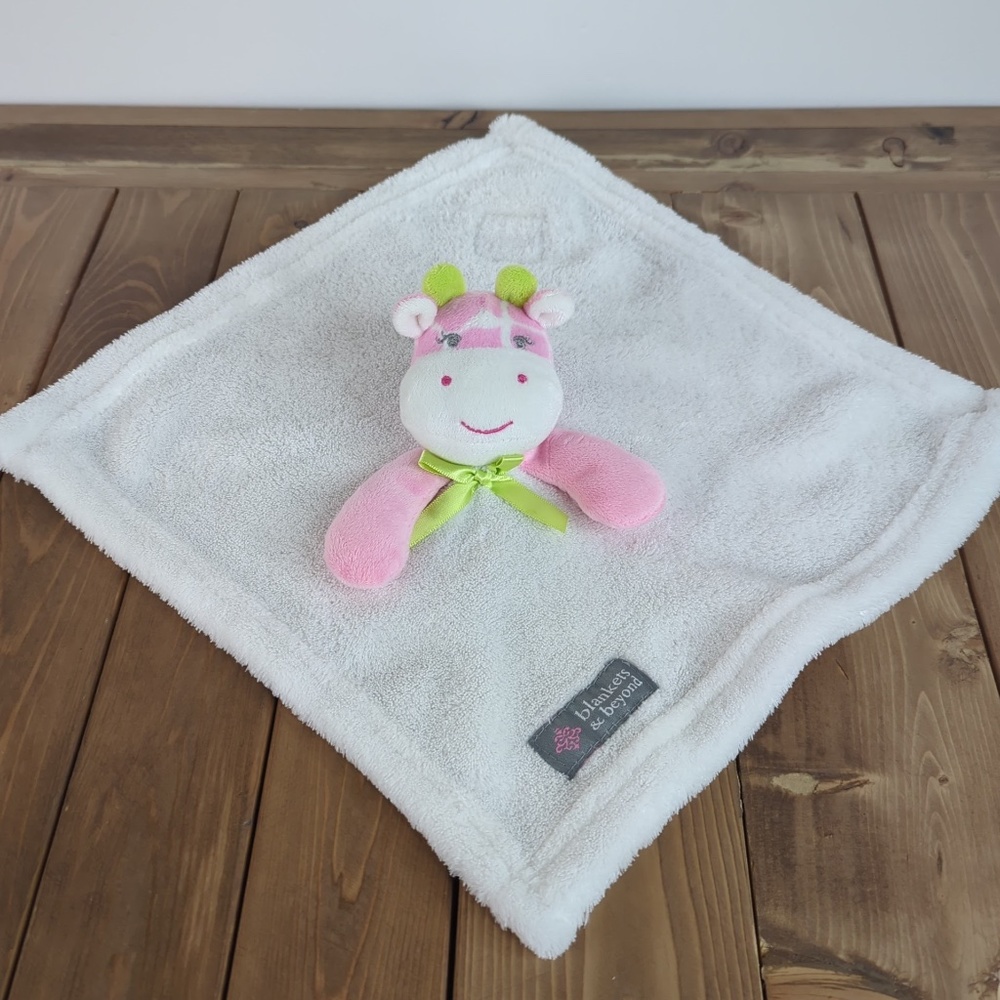 Blankets & Beyond White Plush Giraffe Lovey Security Blanket